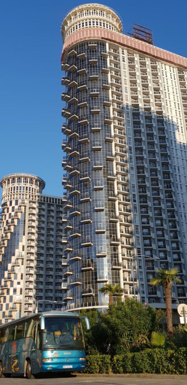 Batumi Apartments Guli Extérieur photo