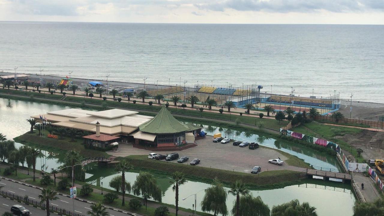 Batumi Apartments Guli Extérieur photo