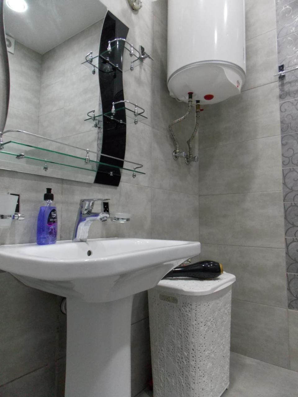 Batumi Apartments Guli Extérieur photo