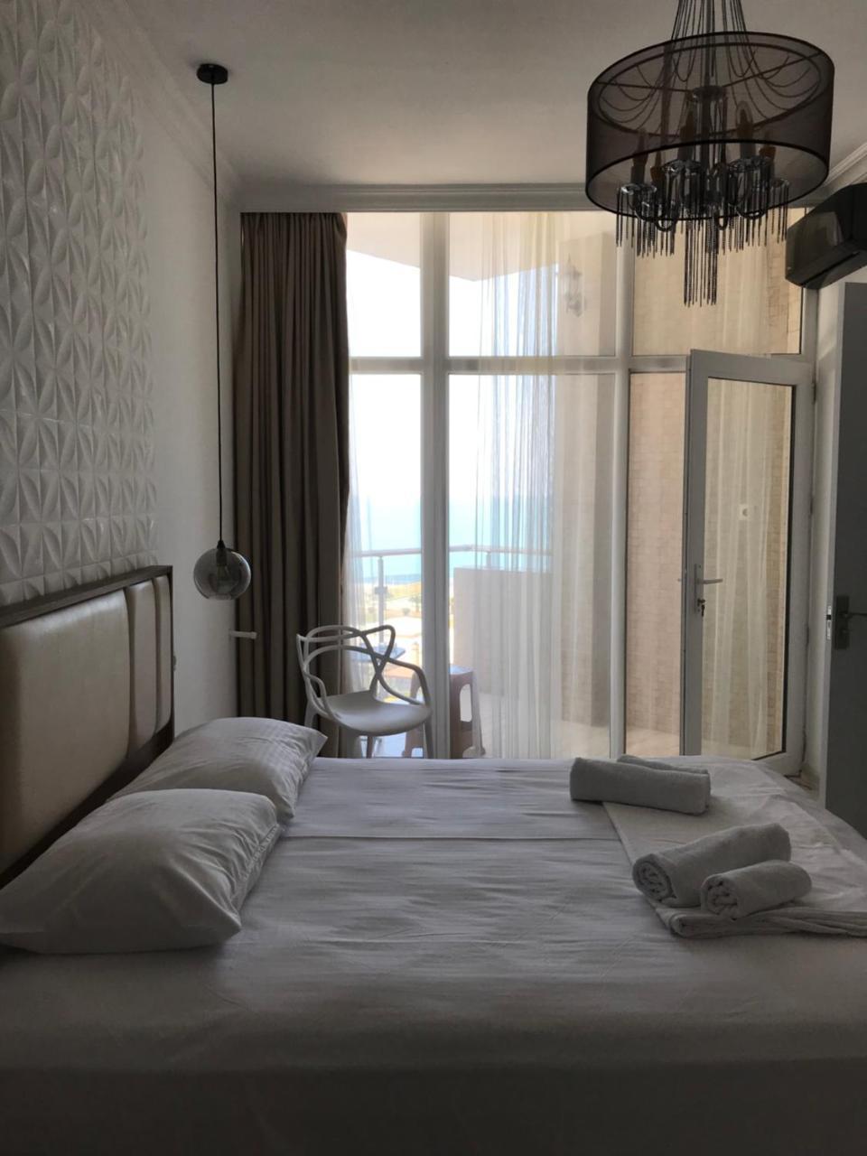 Batumi Apartments Guli Extérieur photo